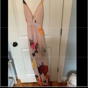 Latiste floral dress perfect for formal events!